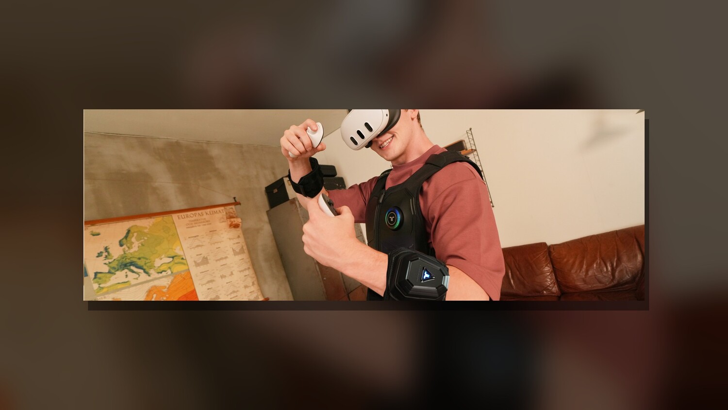 bHaptics TactSleeve