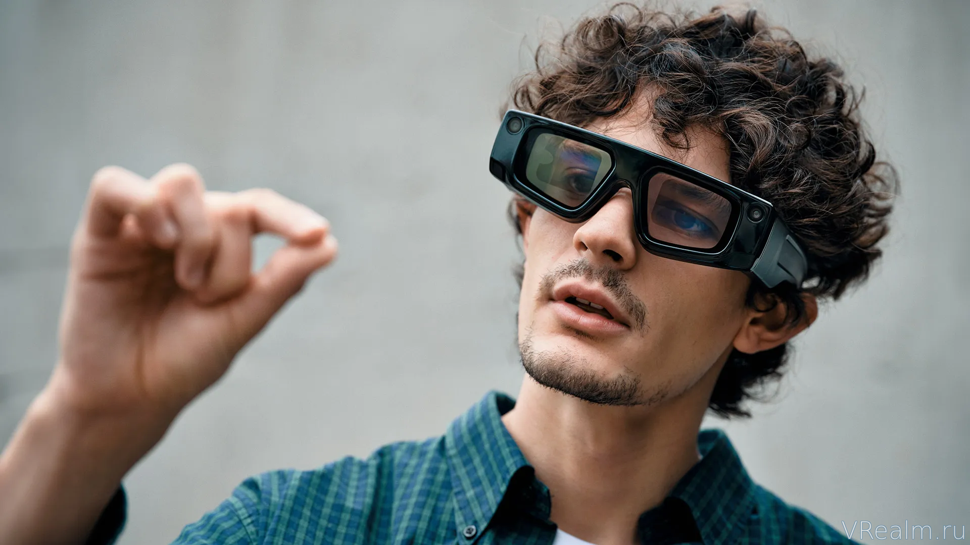Snap выпустит AR-очки Specs осенью 2026 года по цене около $2500