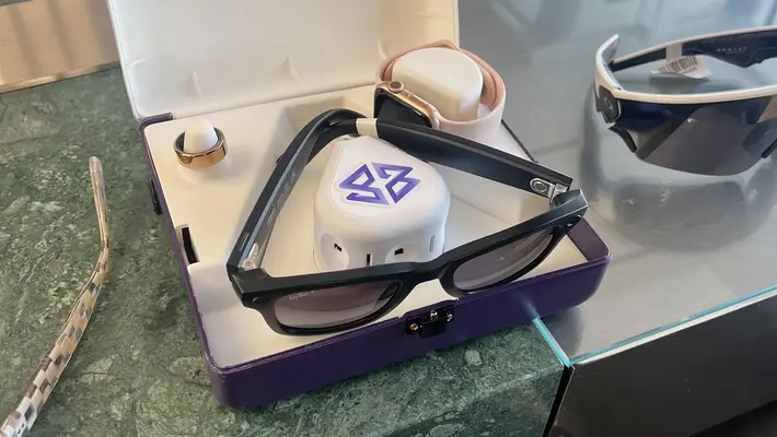 Cleanbox представила портативные боксы Nano и Mini для дезинфекции очков и гарнитур
